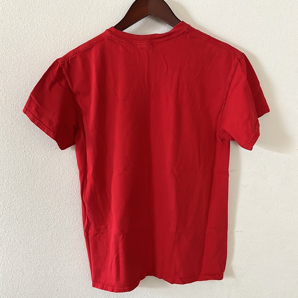 Christmas Elf Smiling's My Favorite Holiday T-Shirt Unisex Size Medium - Picture 2 of 9